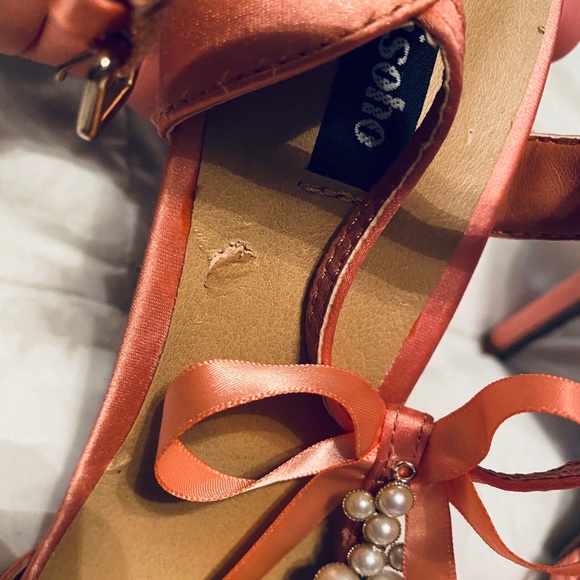 Jeweled Zigisoho Heels - Picture 4 of 6